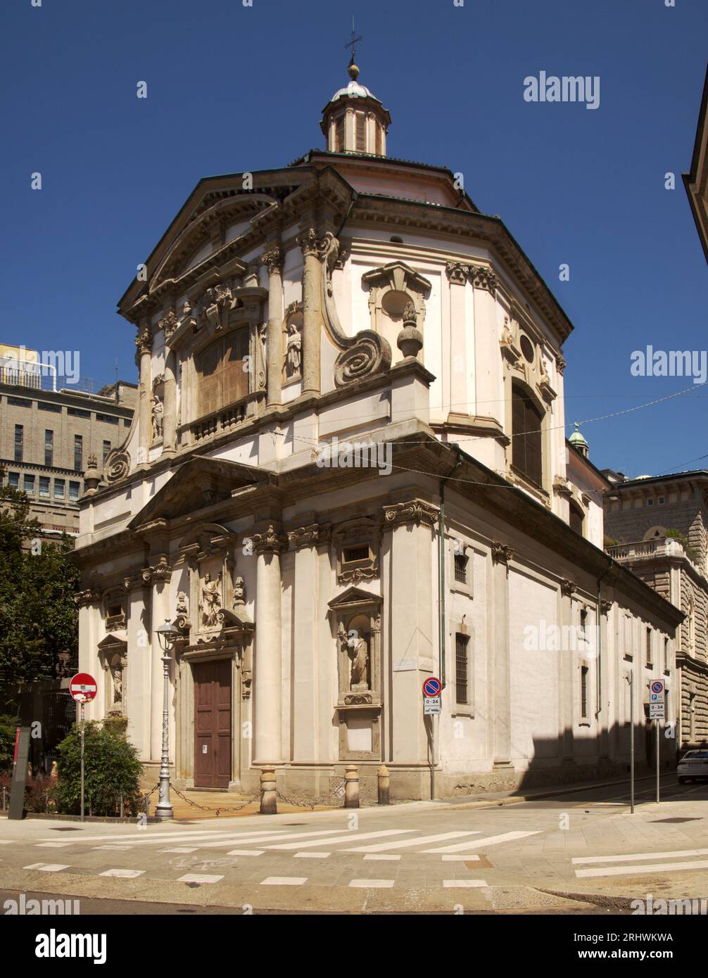 Santuario arcivescovile di San Giuseppe in Milano Stock Photo Alamy