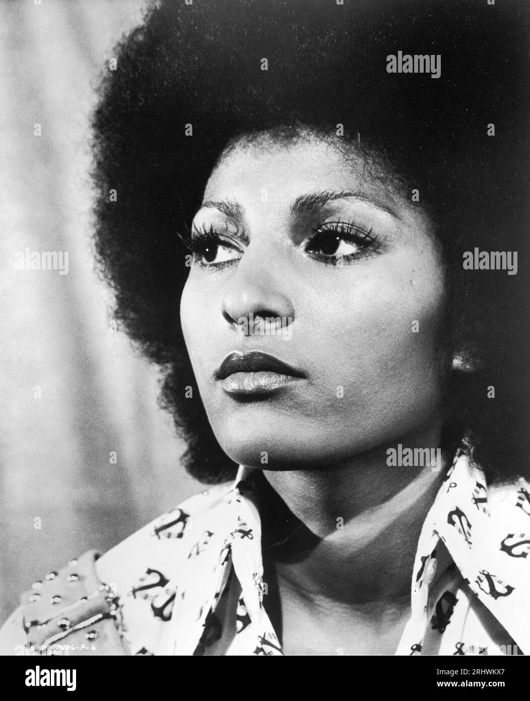 PAM GRIER in FOXY BROWN (1974), directed by JACK HILL. Credit: American International Productions / Album Stock Photo