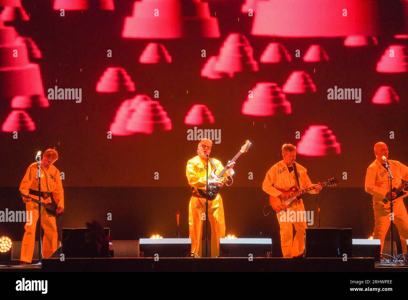 Glanusk Park, UK. Friday, 18 August, 2023. Devo performing at the 2023 Green Man Festival in Glanusk Park, Brecon Beacons, Wales. Photo date: Friday, August 18, 2023. Photo credit should read: Richard Gray/Alamy Live News Stock Photo