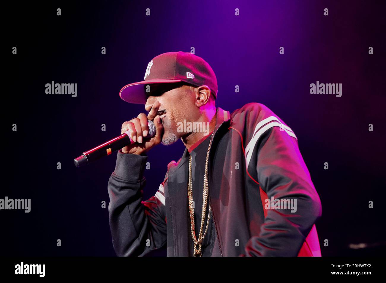 T Mic Rapper Masters Of The Mic Hip-hop 50 Tour In Rochester, NY Stock Photo - Alamy