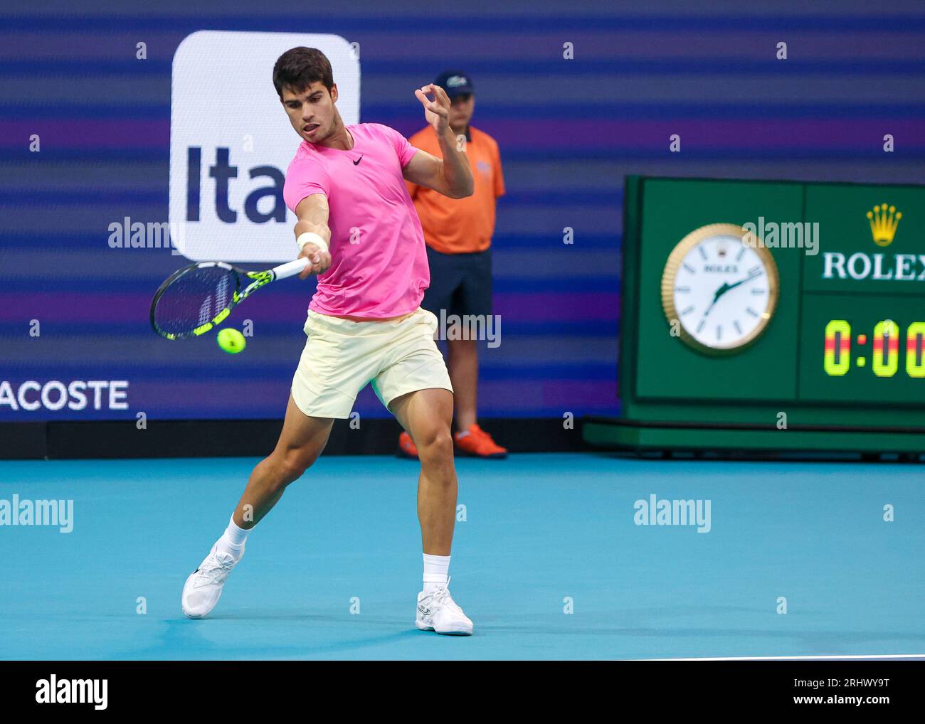 Florida, USA, Miami Open Tennis, 3/31/2023, Hard Rock Stadium, Carlito Alcaraz in action. Photo: Chris Arjoon/Credit Stock Photo