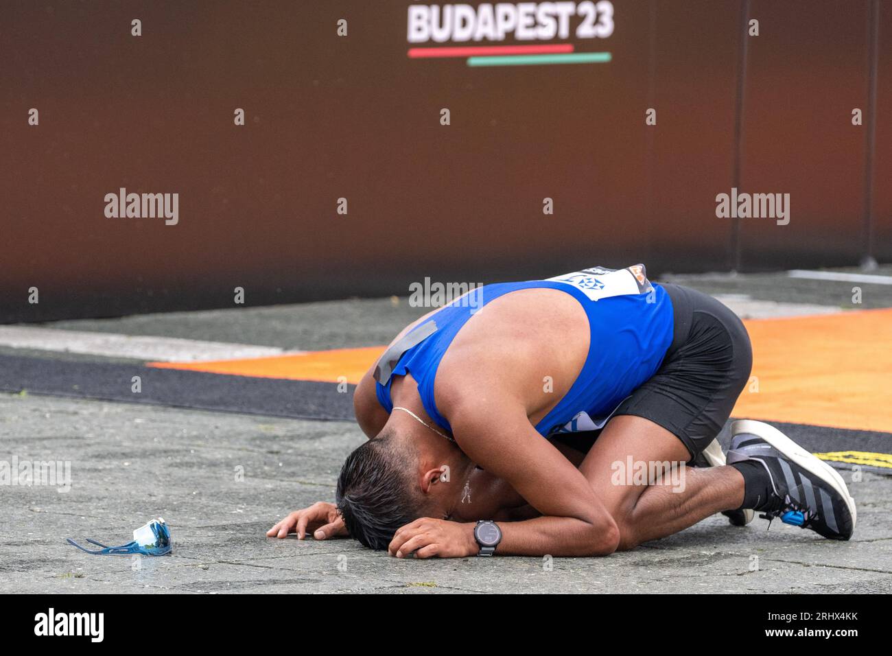 Budapest. 19th Aug, 2023. Brian Daniel Pintado of Ecuador reacts after ...