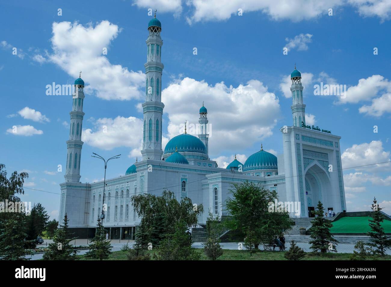 Karaganda, Kazakhstan - August 19, 2023: Anet Baba Mosque is regional central mosque in Karaganda, Kazakhstan. Stock Photo