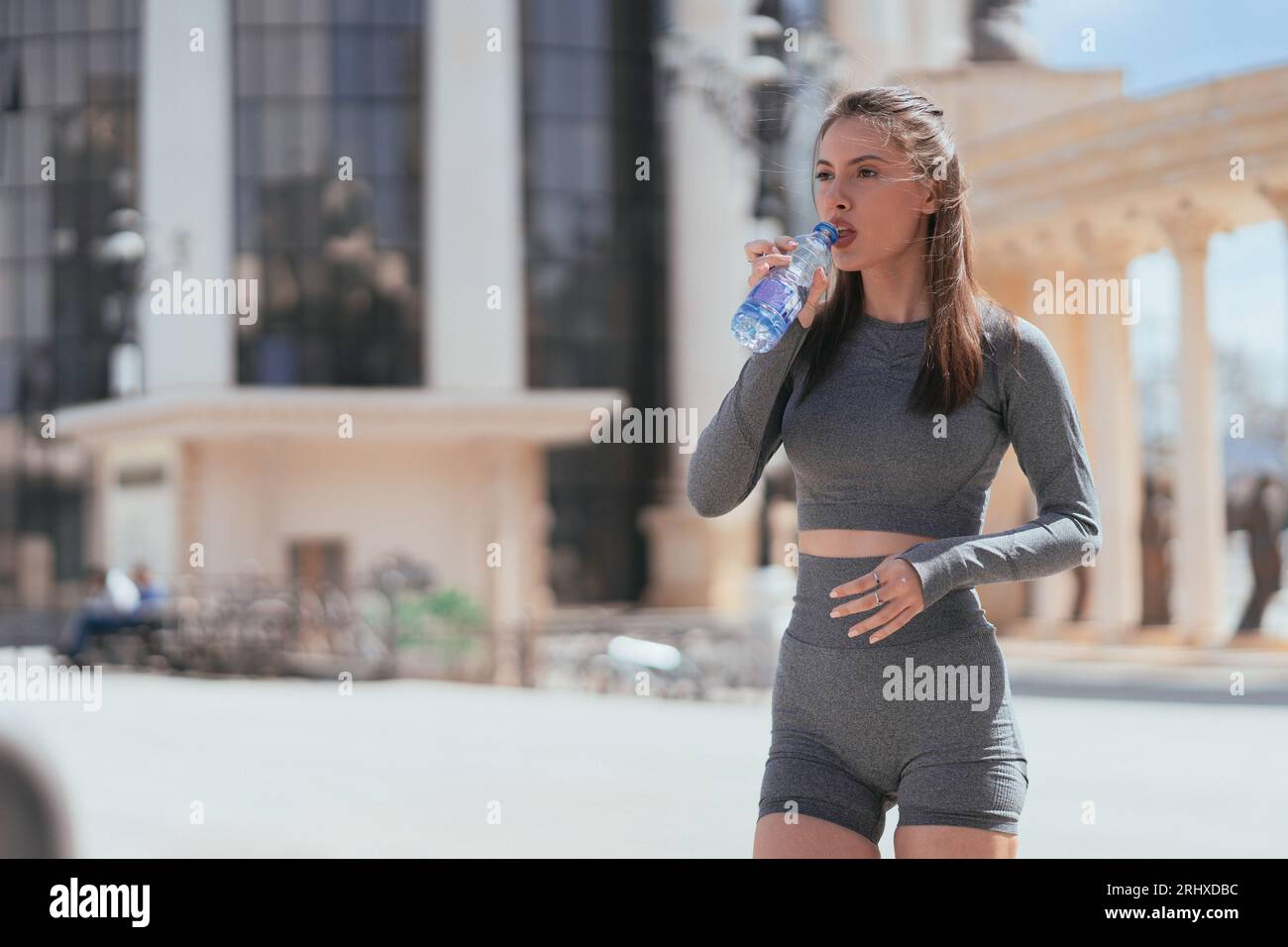 Fit sportsgirl hires stock photography and images Alamy