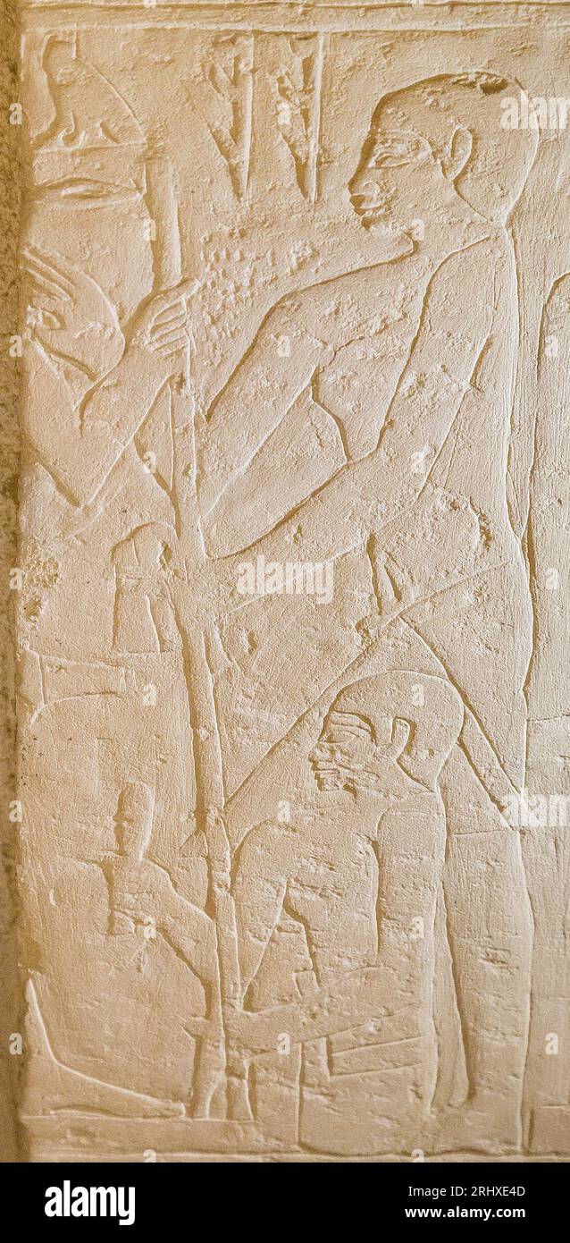 Egypt, Saqqara, tomb of Ankhmahor, artisans preparing a statue Stock