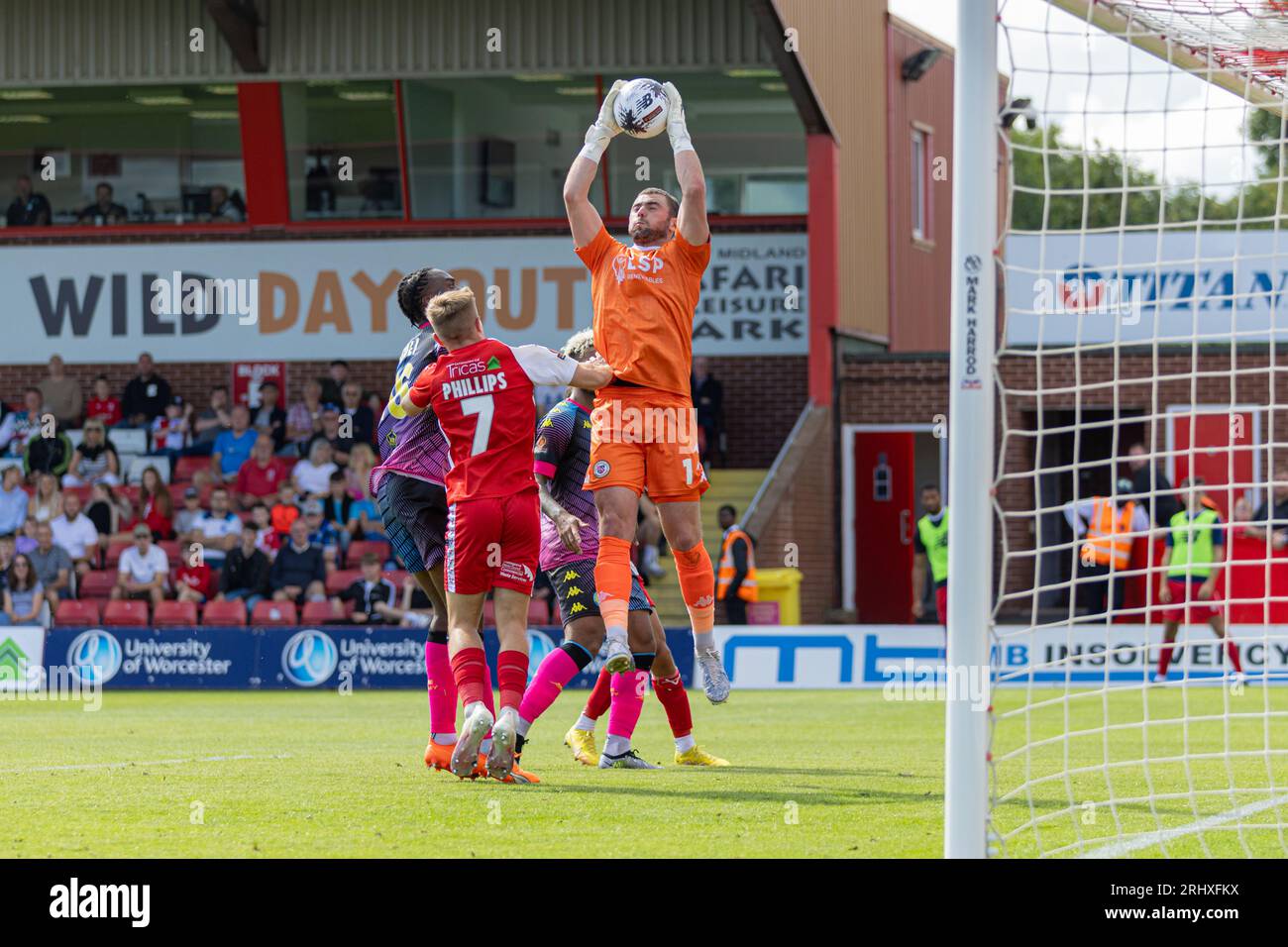 Altrincham FC vs Kidderminster Harriers - April 2017-152