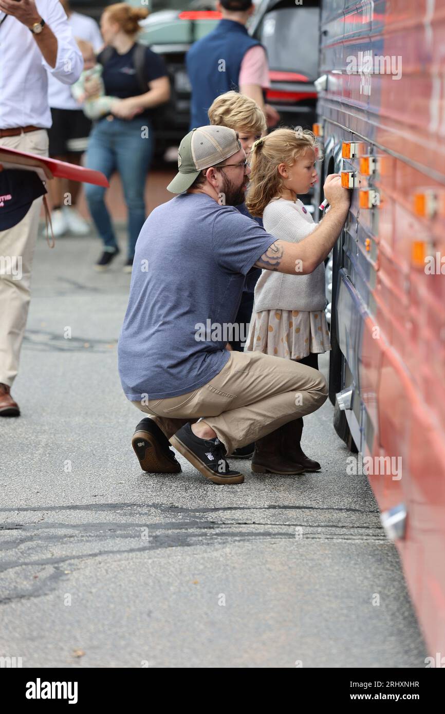 Manchester, NH, USA. 19th Aug, 2023. Governor RON DESANTIS campaigns in New Hampshire on his Never Back Down Campaign (Credit Image: © Christy Prosser/ZUMA Press Wire) EDITORIAL USAGE ONLY! Not for Commercial USAGE! Stock Photo