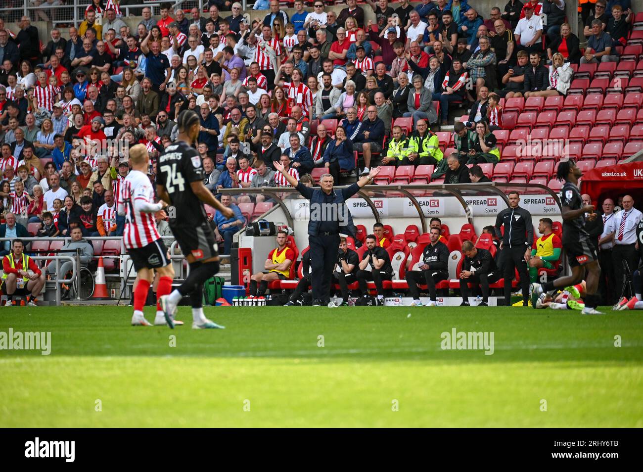 Sunderland AFC manager Tony Mowbray watches on as his side face Rotherham United. Stock Photo