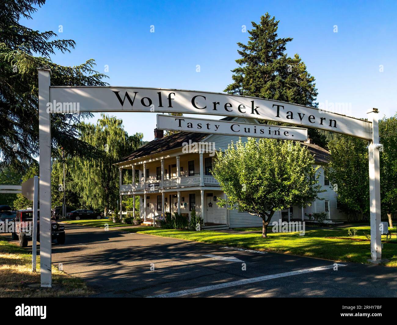 The historic Wolf Creek Tavern in Wolf Creek, Oregon, USA Stock Photo