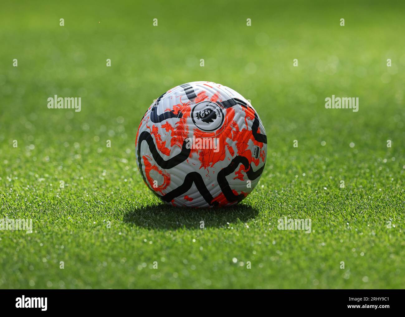 Tottenham Hotspur Stadium, London, UK. 19th Aug, 2023. Premier League Football, Tottenham Hotspur versus Manchester United; 2023/24 Premier League ball Credit: Action Plus Sports/Alamy Live News Stock Photo