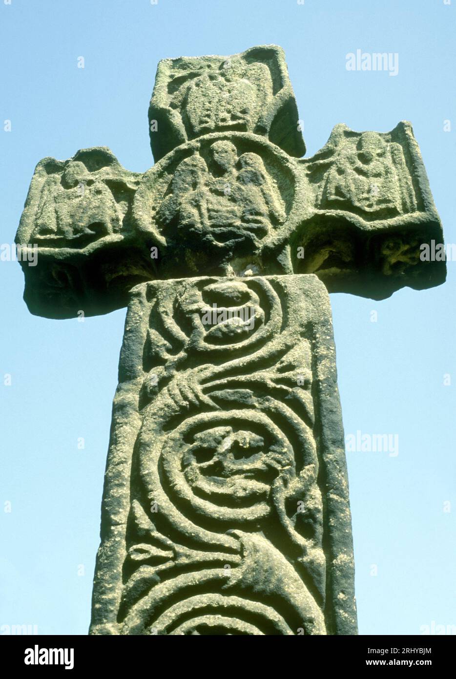 Eyam churchyard, Derbyshire, Saxon, Mercian, stone cross, England, UK Stock Photo