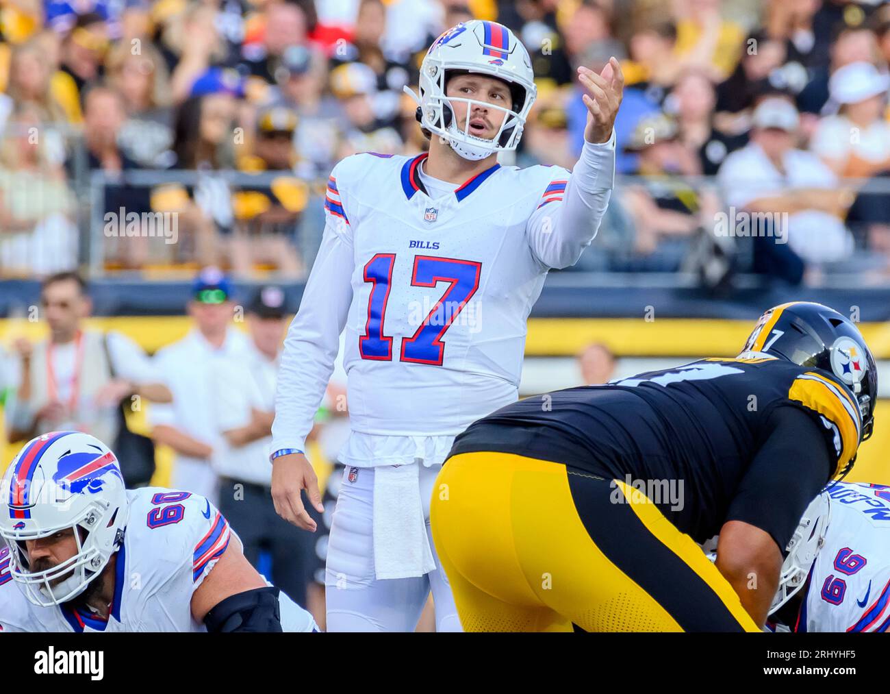 Jacksonville, United States. 07th Nov, 2021. Bills Quarterback Josh Allen  throws a shuffler pass in the first half as the Buffalo Bills compete  against the Jaguars at the TIAA Bank Field in