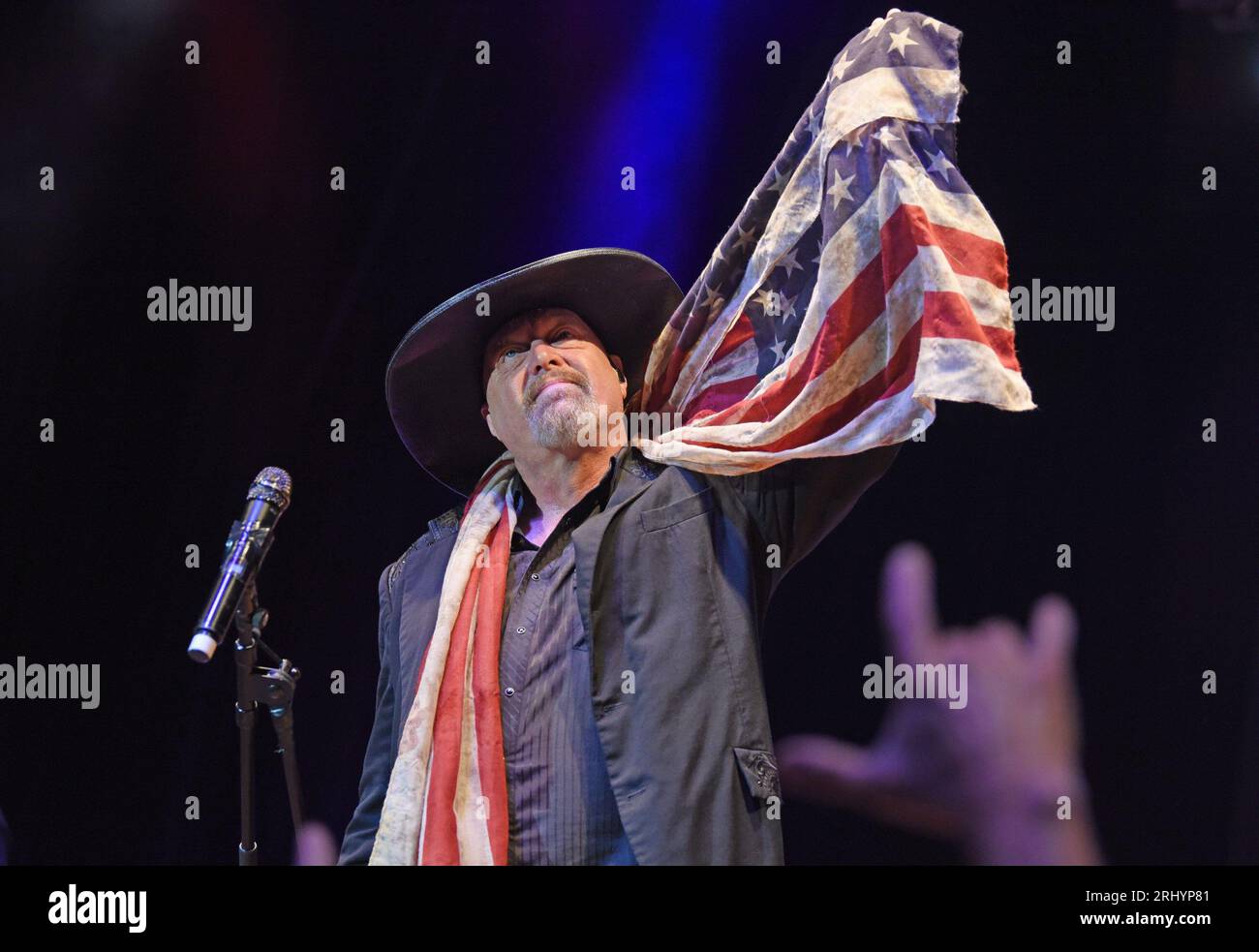 Hiawassee, GA, USA. 19th Aug, 2023. Eddie Montgomery on stage for Brotherly Love Tour with John Michael Montgomery and Eddie Montgomery, Anderson Music Hall, Georgia Mountain Fairgrounds, Hiawassee, GA August 19, 2023. Credit: Derek Storm/Everett Collection/Alamy Live News Stock Photo