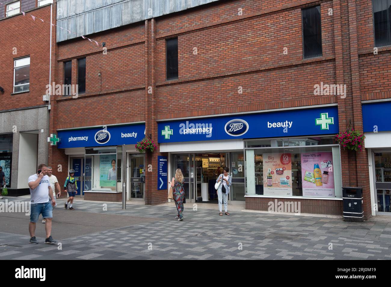 Maidenhead, Berkshire, UK. 11th August, 2023. A Boots pharmacy in