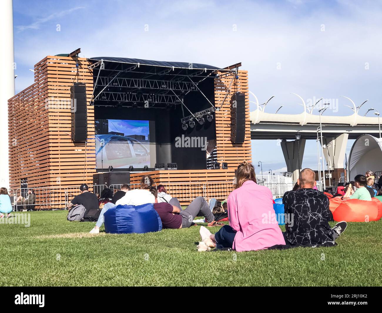 Open air film festival hi-res stock photography and images - Alamy