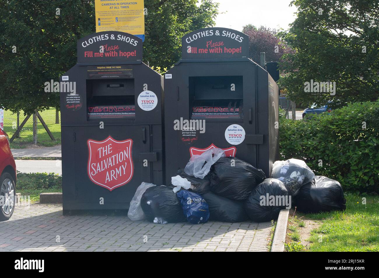 Taplow, Buckinghamshire, UK. 19th August, 2023. Black bin bags filled
