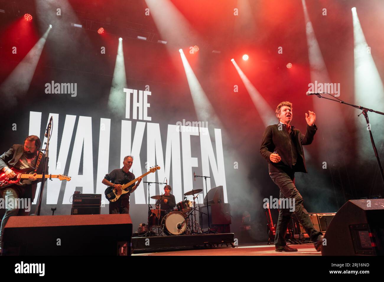 Glanusk Park, UK. Saturday, 19 August, 2023. Hamilton Leithauser of The Walkmen performing at the 2023 Green Man Festival in Glanusk Park, Brecon Beacons, Wales. Photo date: Saturday, August 19, 2023. Photo credit should read: Richard Gray/Alamy Live News Stock Photo