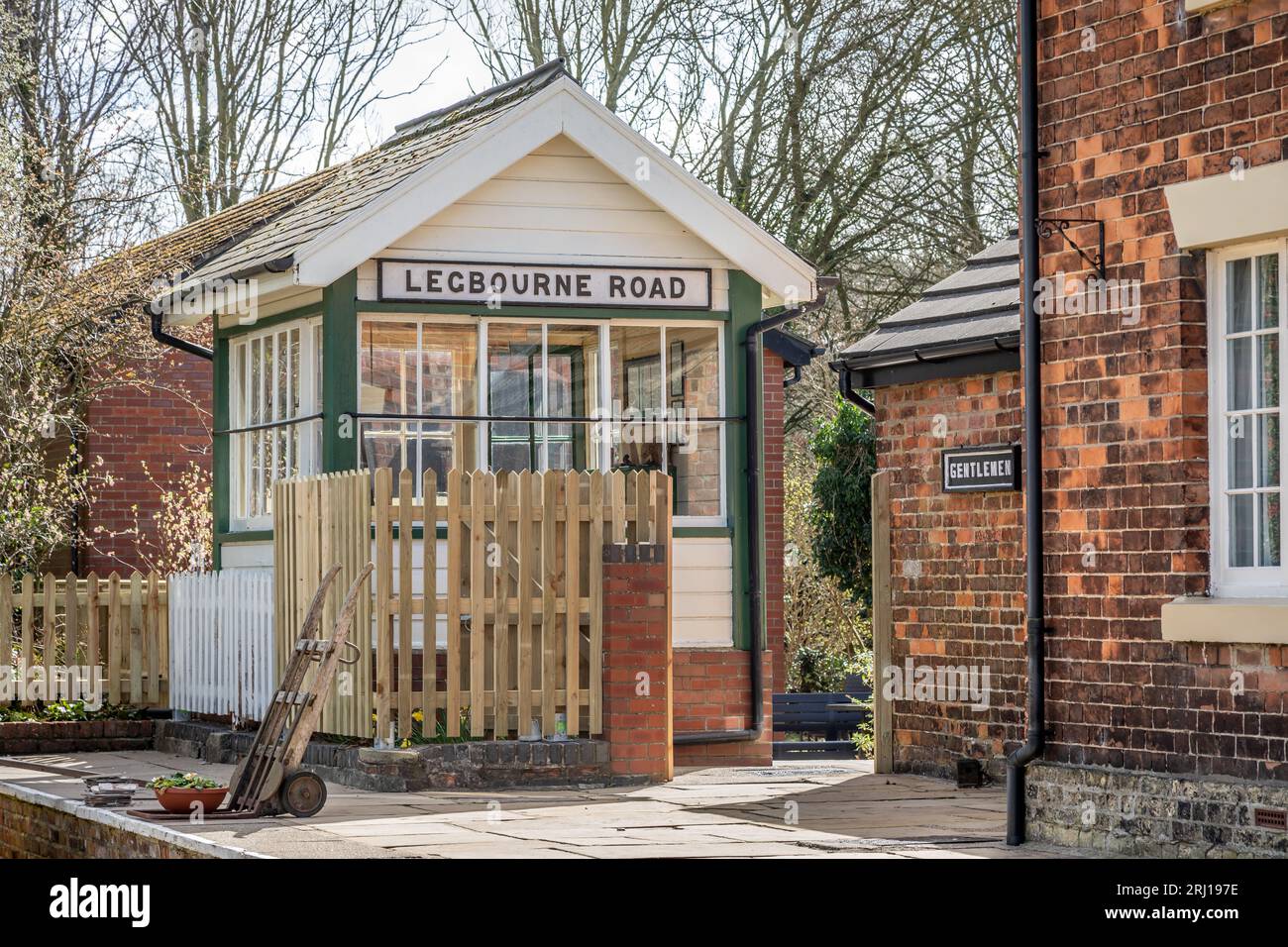 Legbourne Signal Box Disused railways hi-res stock photography and images - Alamy
