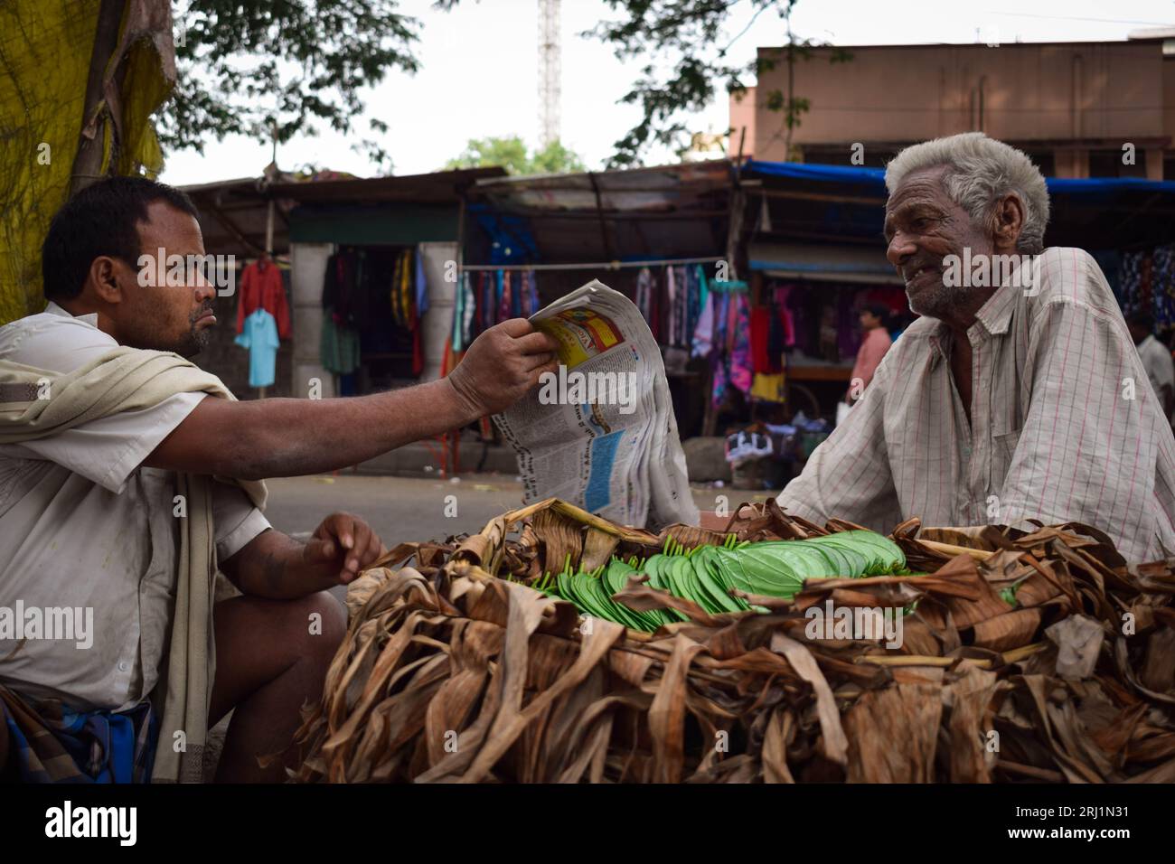 Old people talking india hi-res stock photography and images - Alamy
