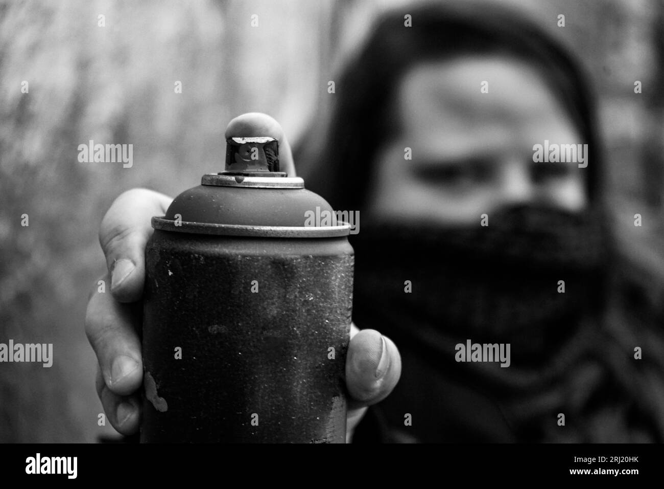 Hand holding spray can graffiti hi-res stock photography and images - Alamy