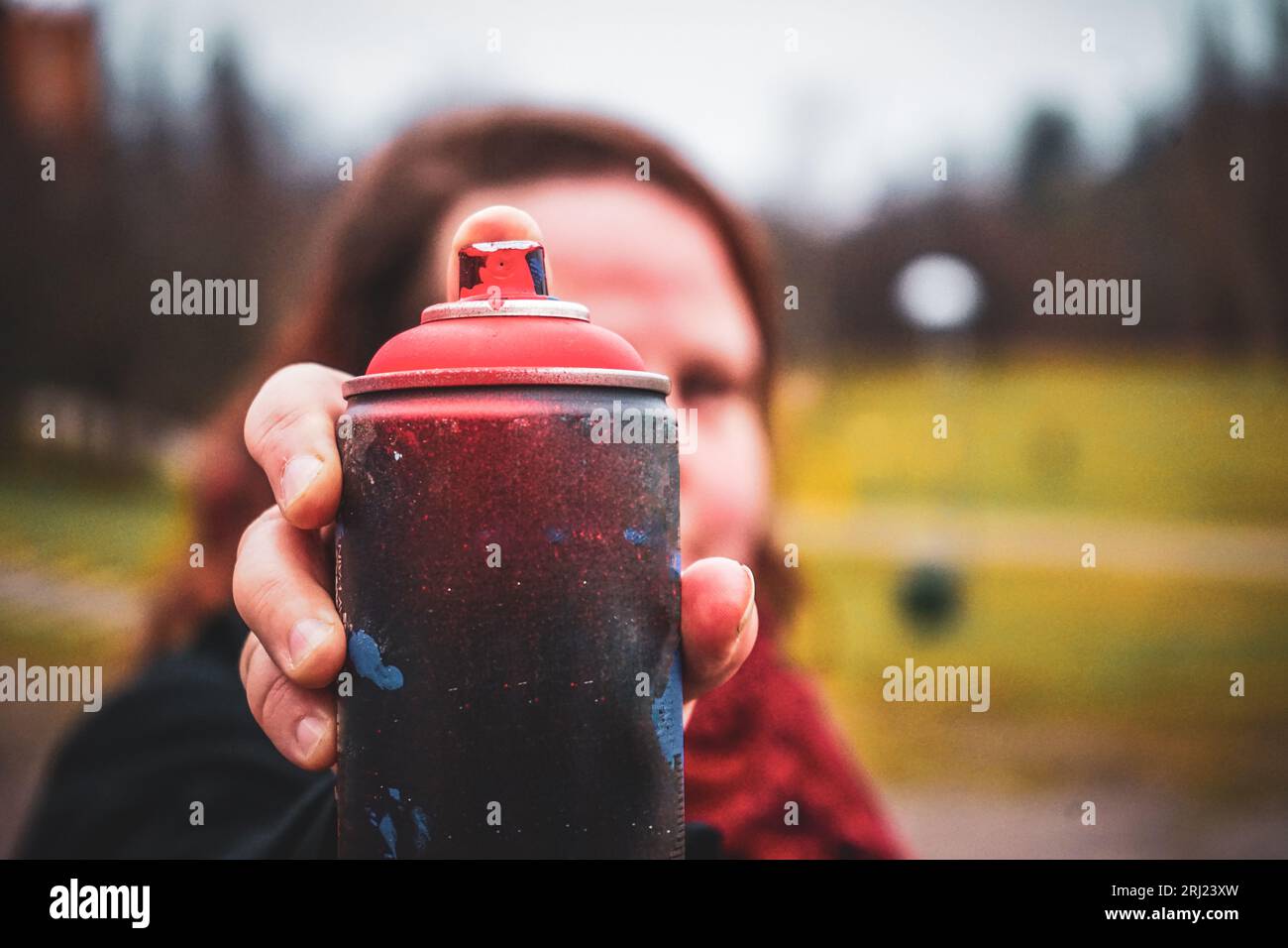 Hand holding spray can graffiti hi-res stock photography and images - Alamy