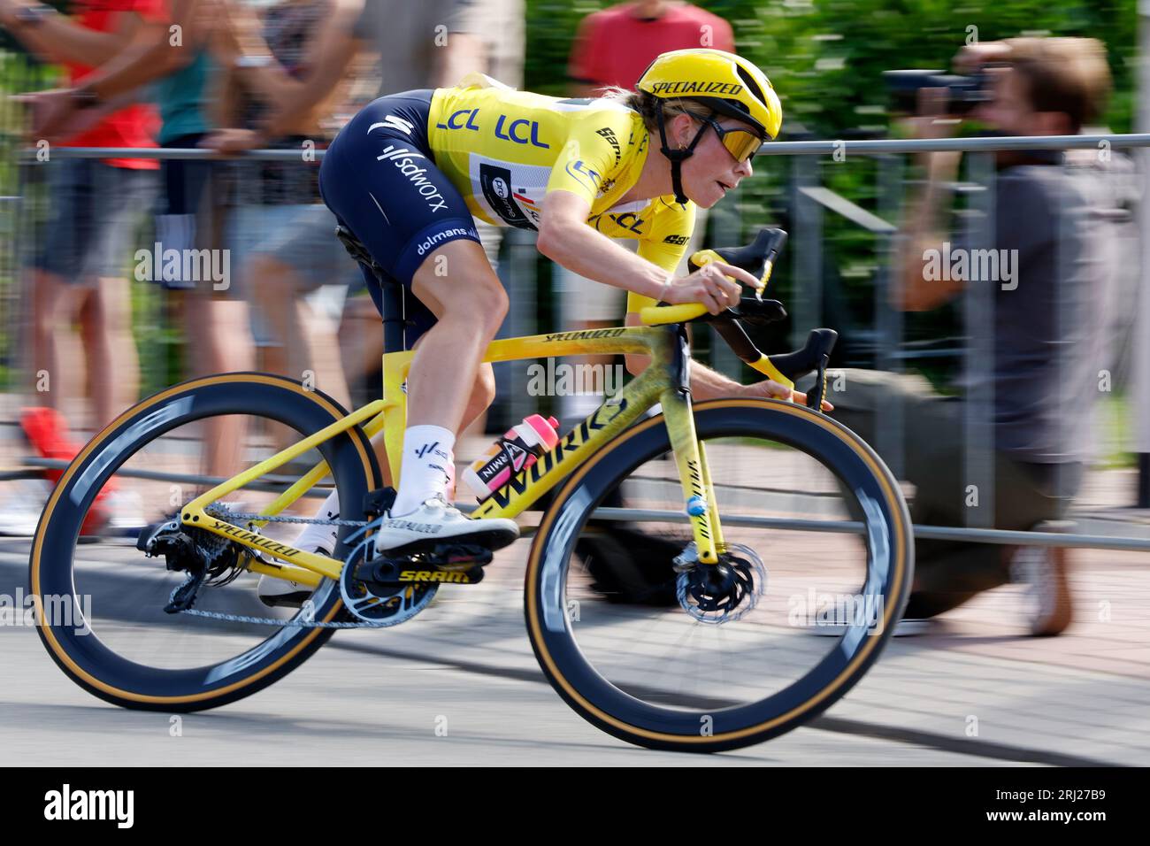 Cycling rainbow jersey hi res stock photography and images Alamy