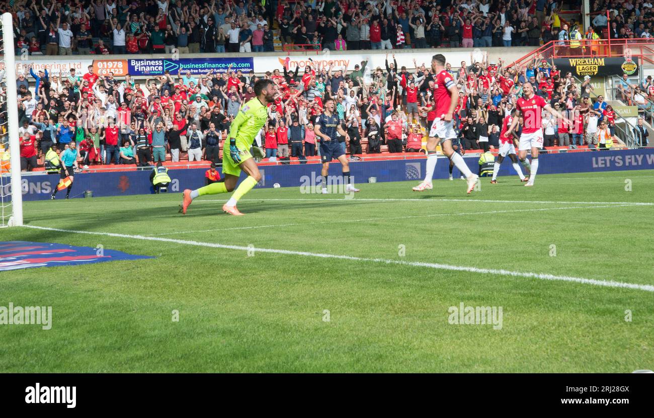 Wrexham AFC v Swindon Town played at Wrexham 90 mins of action ending  5 all draw (Terry Scott / SPP) Stock Photo