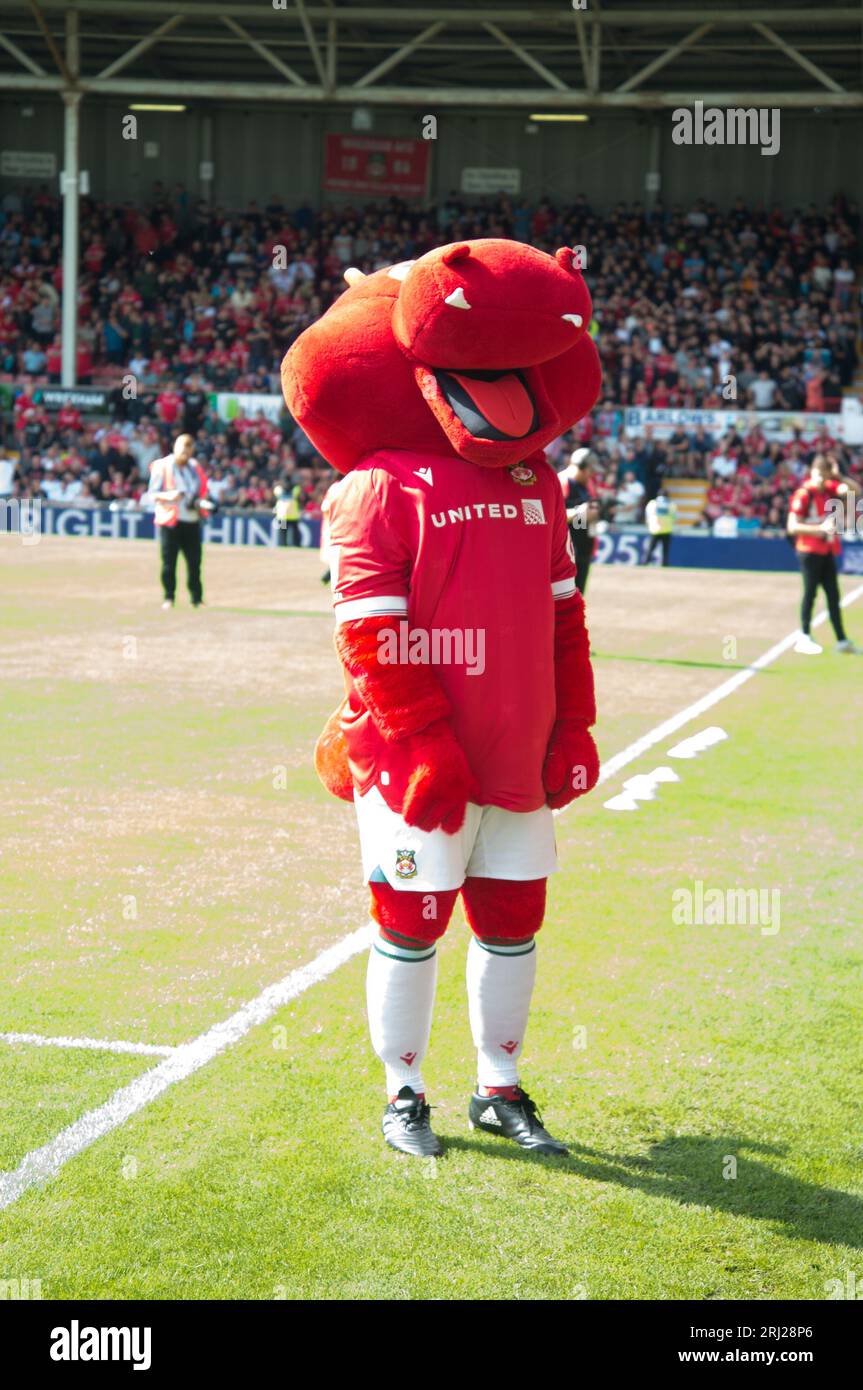 Wrexham AFC v Swindon Town played at Wrexham 90 mins of action ending  5 all draw (Terry Scott / SPP) Stock Photo