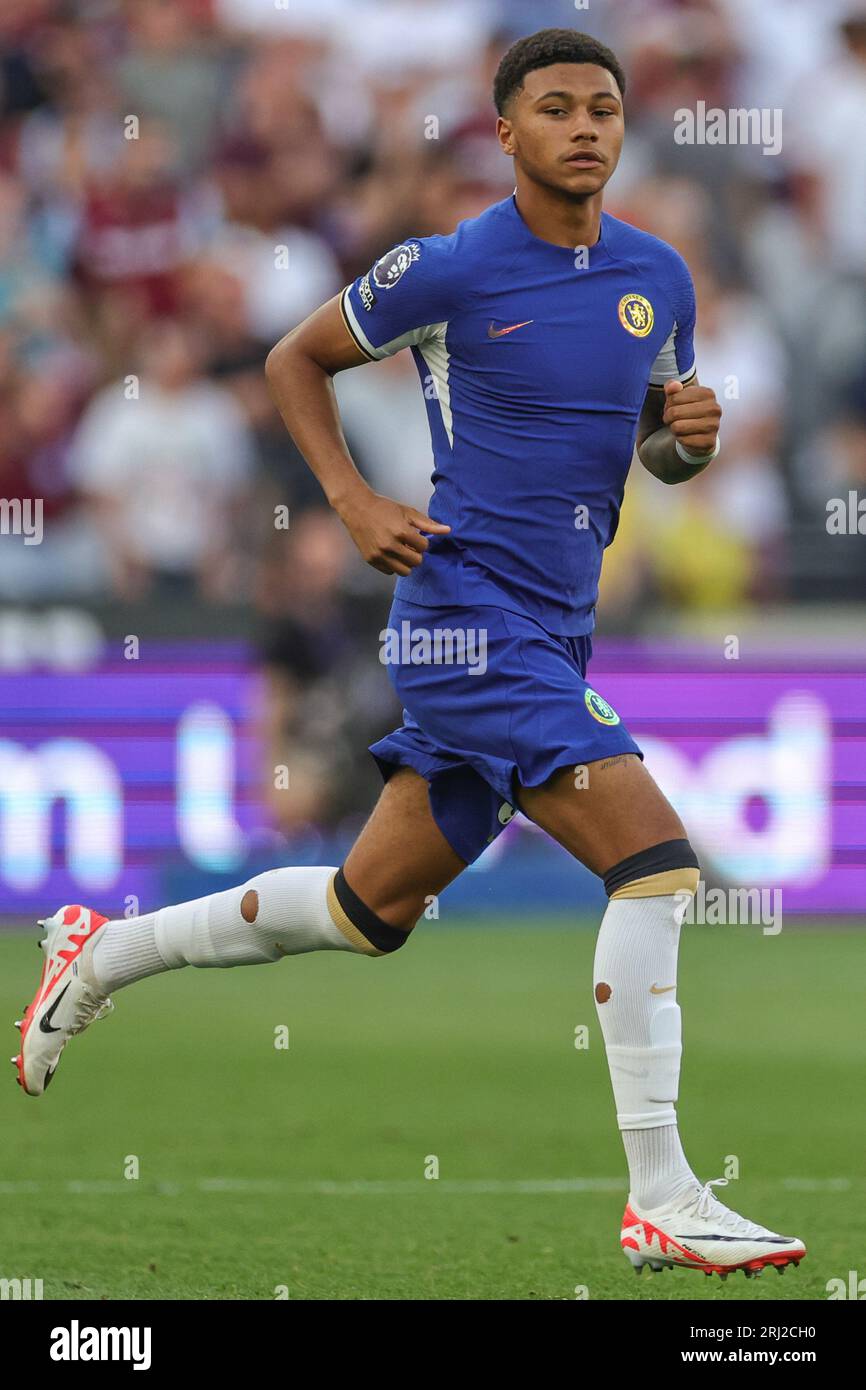 Mason Burstow #37 of Chelsea comes on during the Premier League match West Ham United vs Chelsea at London Stadium, London, United Kingdom, 20th August 2023  (Photo by Mark Cosgrove/News Images) Stock Photo