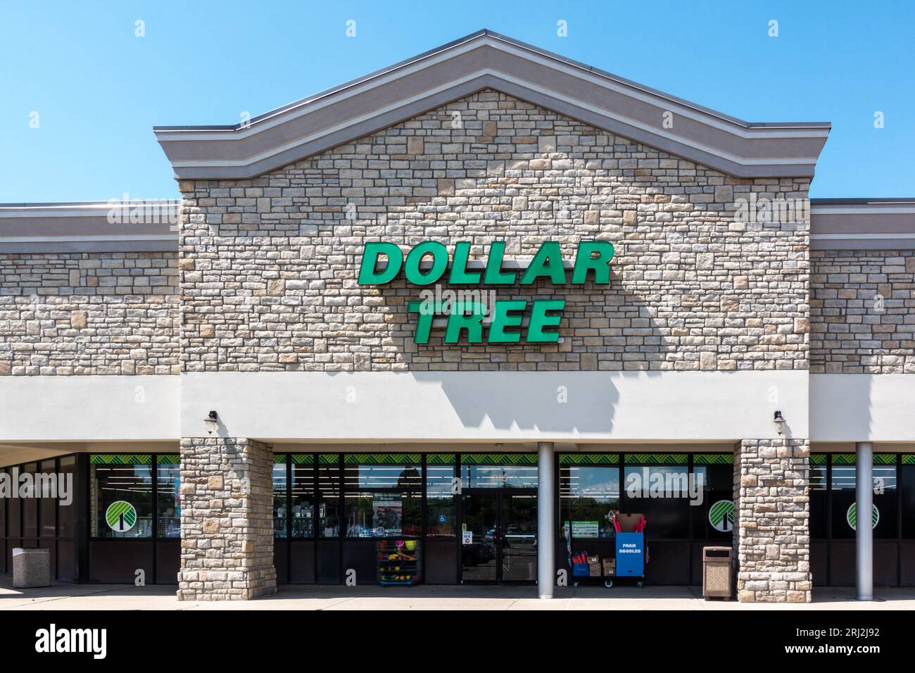 Dollar Tree , an extreme discount store front in Dayton, Ohio, USA