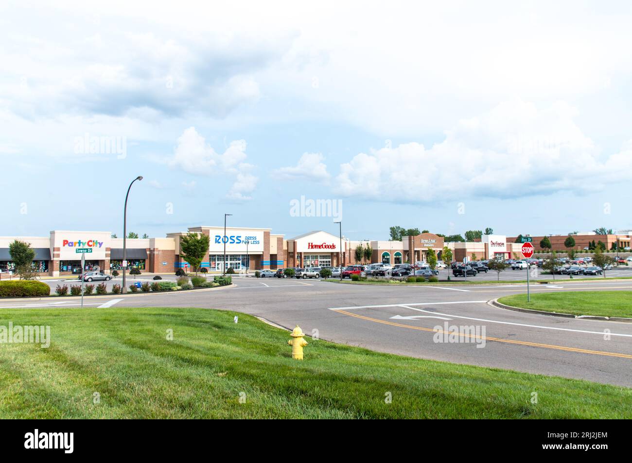 Shopee , Beavercreek, Ohio, USA Stock Photo Alamy