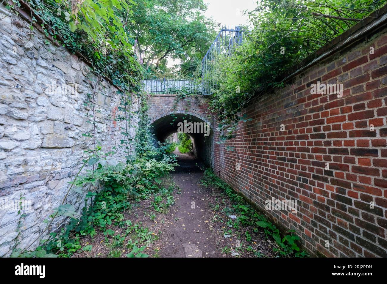 Tunnel at Castle Lane, Wallingford Stock Photo