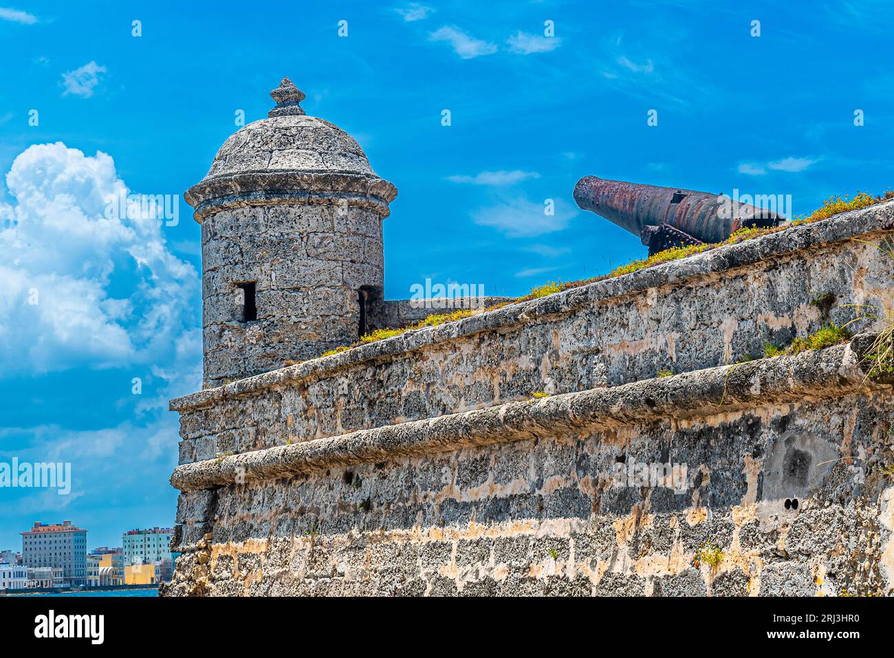 Cuba Havana.Fortifications of old Havana. The attractive geographical location of Cuba,which in