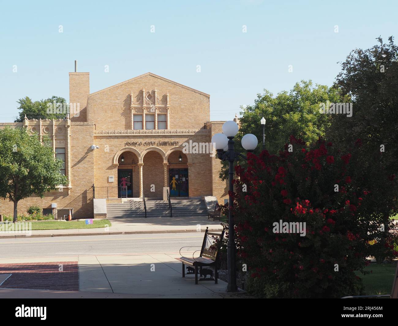 Sunny view of the Ponca City Library at Oklahoma Stock Photo