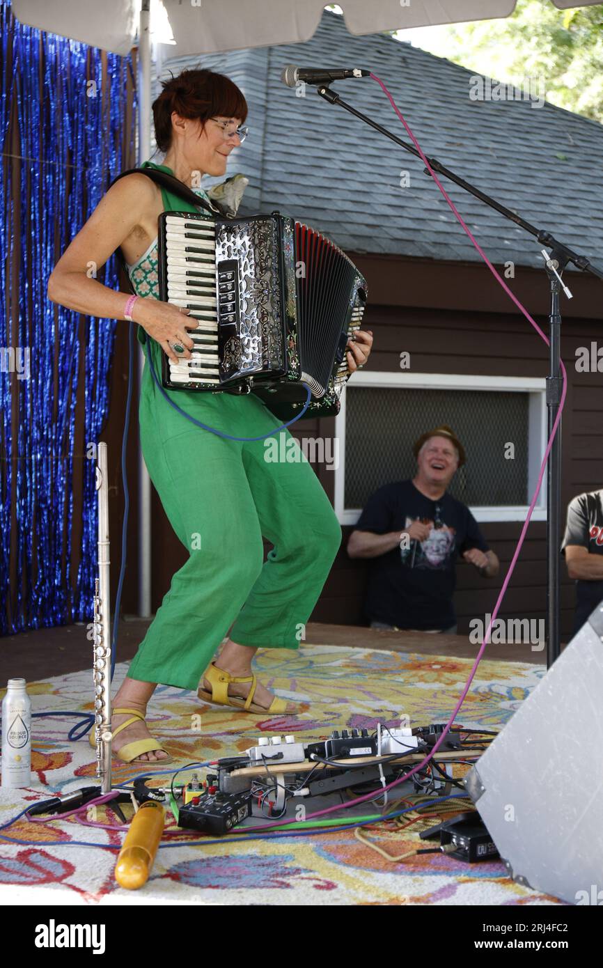 Cotati, California, USA. 20th Aug, 2023. Songstress “Jet Black Pearl” entertains at the 32nd Annual Cotati Accordion Festival. Credit: Tim Fleming/Alamy Live News Stock Photo
