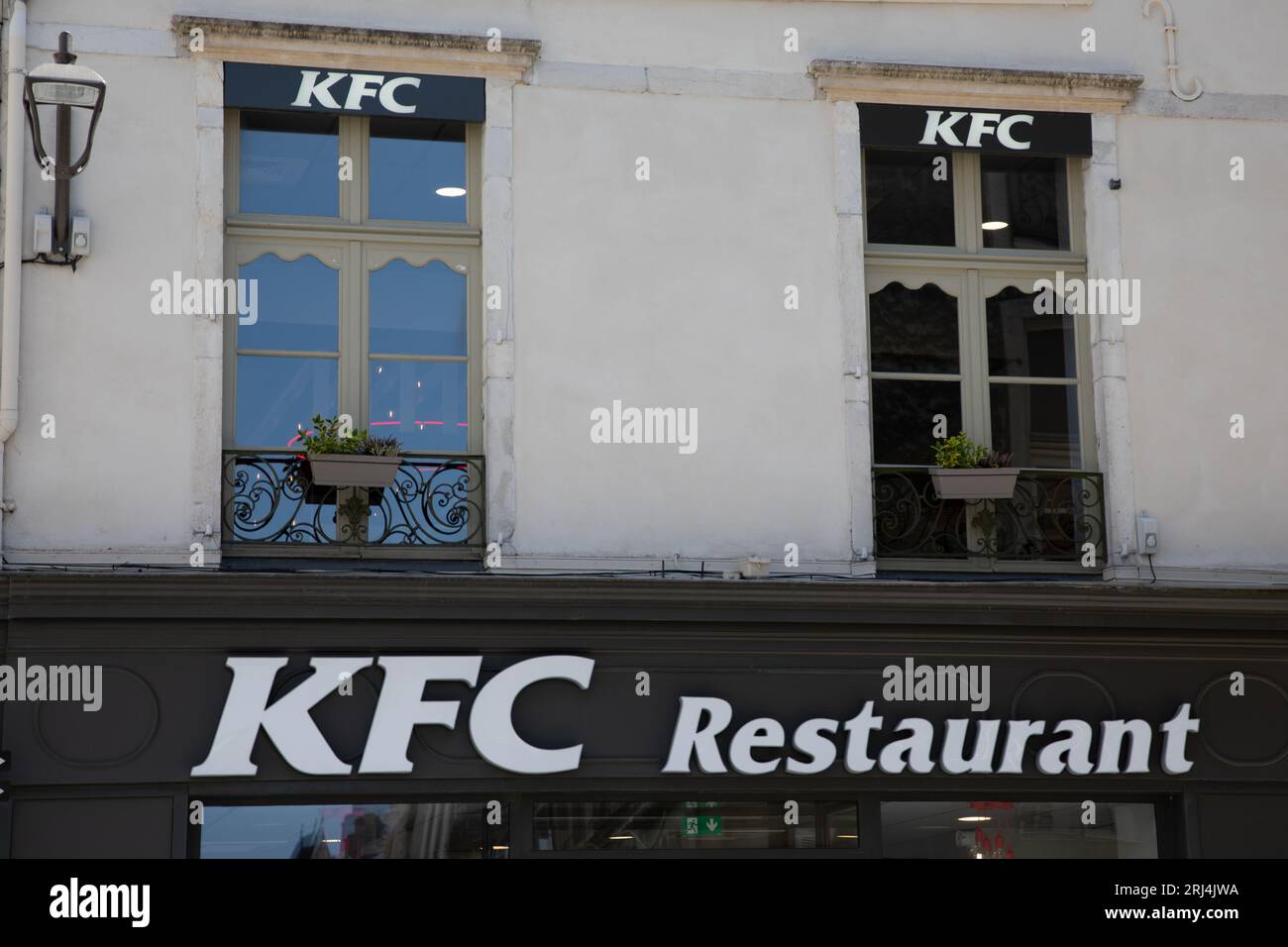 Bordeaux , France 08 19 2023 KFC sign logo store fastfood facade