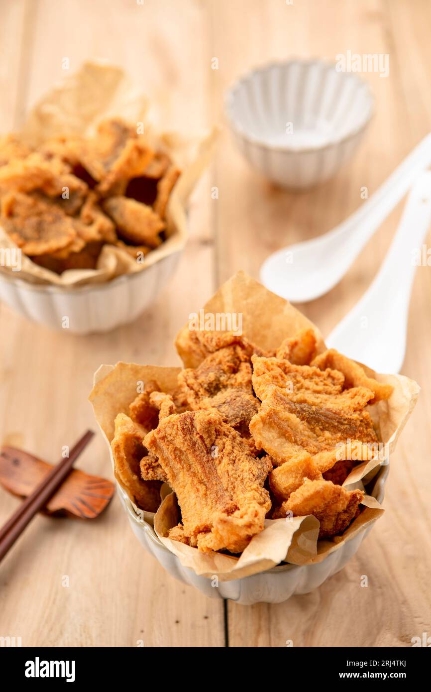 Crispy deep Fried Pork Lard Stock Photo Alamy