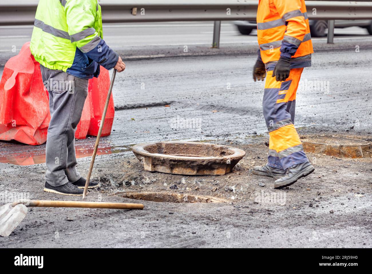 Manholes hires stock photography and images Alamy