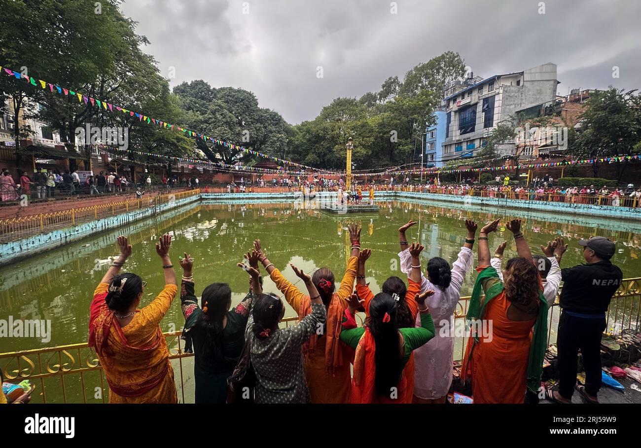 kathmandu-bagmati-nepal-21st-aug-2023-people-offer-prayers-during