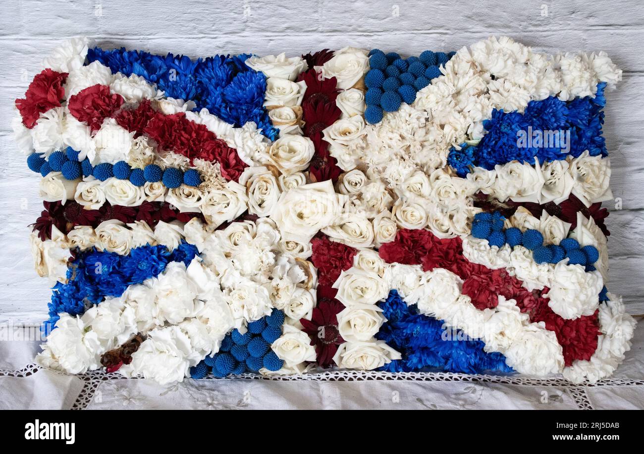 Union Jack Roses Union jack floral display celebration the queen and king jubilee and ...