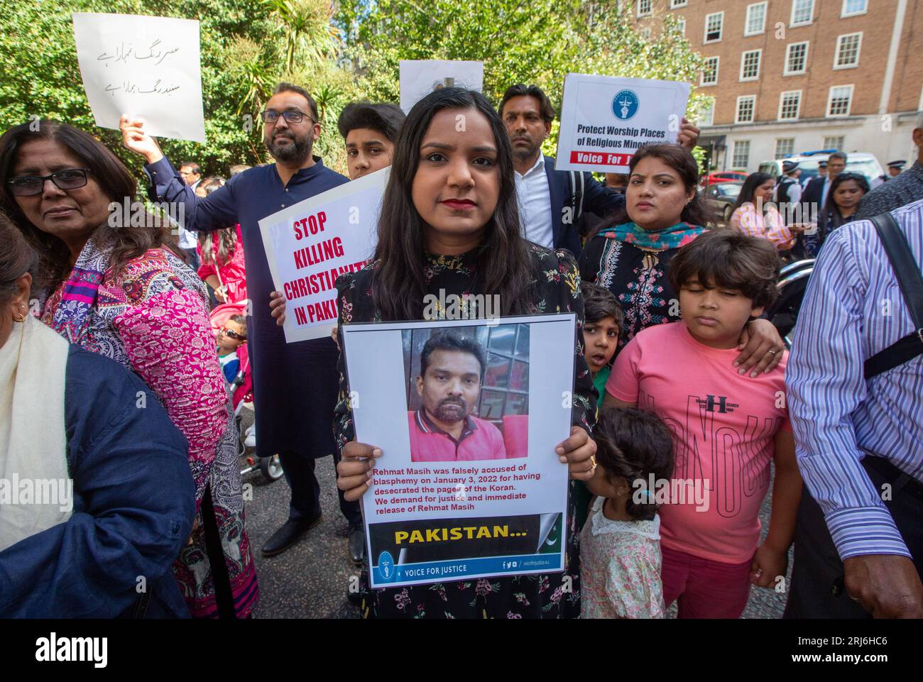 London, United Kingdom. August 21  2023. Pakistani christians protest church burnings and attacks against christians outside High Commission of Pakistan in London..Credit: Tayfun Salci / Alamy Live News Stock Photo