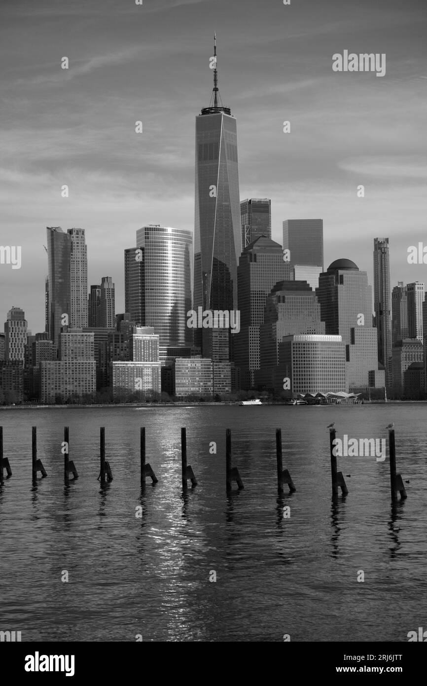 A stunning view of the New York City skyline from across the Hudson