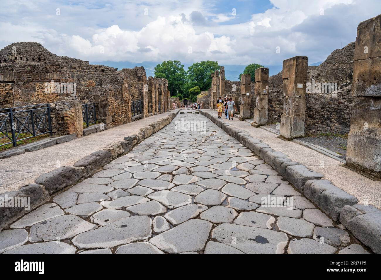 View along Via Stabiana looking south towards Porta di Stabia in the