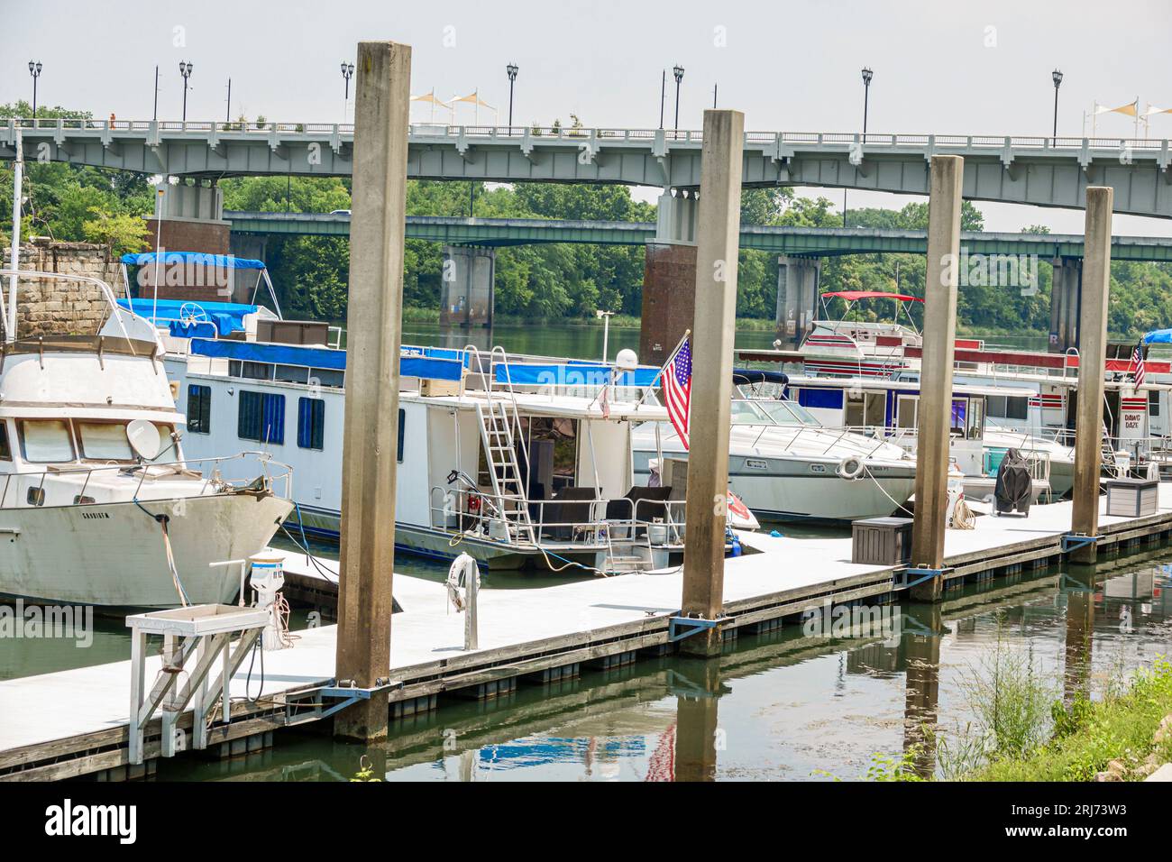Augusta River,Augusta Riverwalk Marina,boats