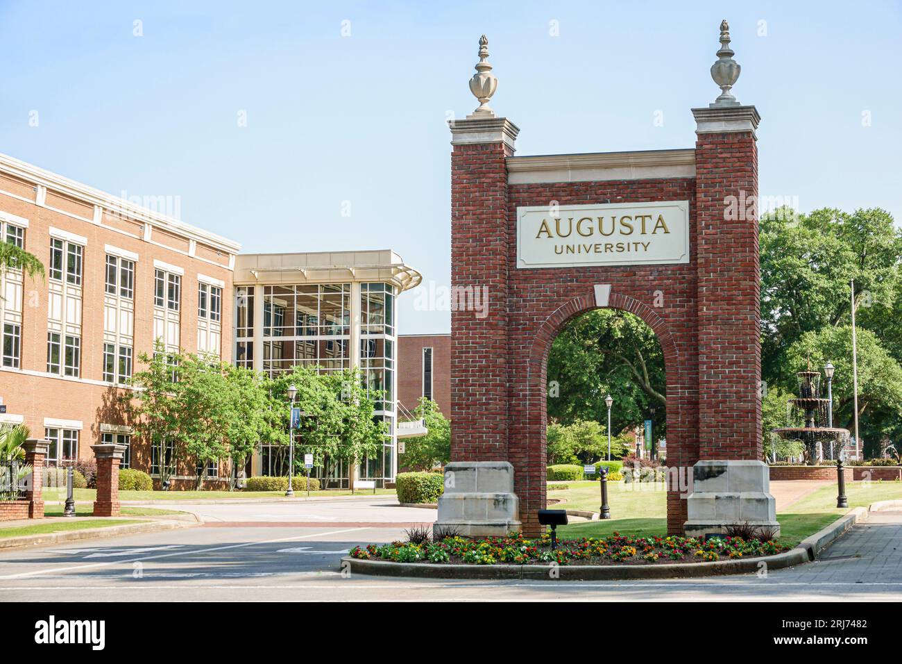 Augusta Georgia,Augusta University Summerville Campus,entrance gate