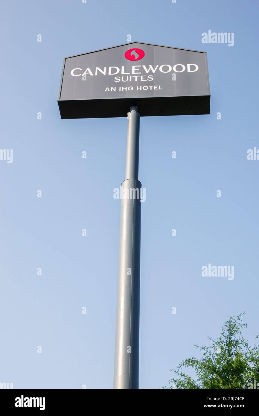 Augusta Georgia,Candlewood Suites IHG hotel,tall pole highway roadside,sign information,promoting promotion,advertising billboard Stock Photo