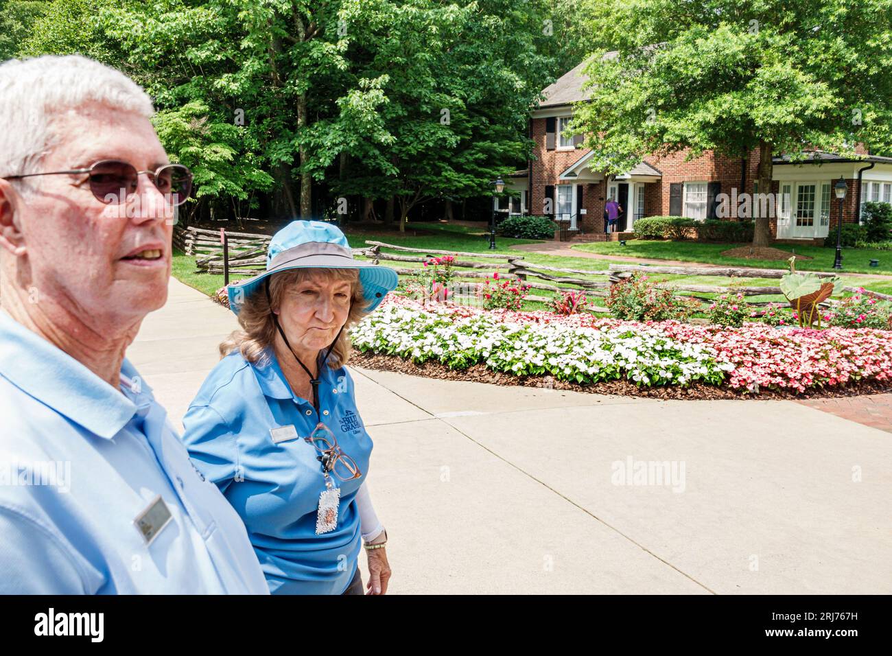 Birthplace Guide Guides attendants hi-res stock photography and images - Alamy