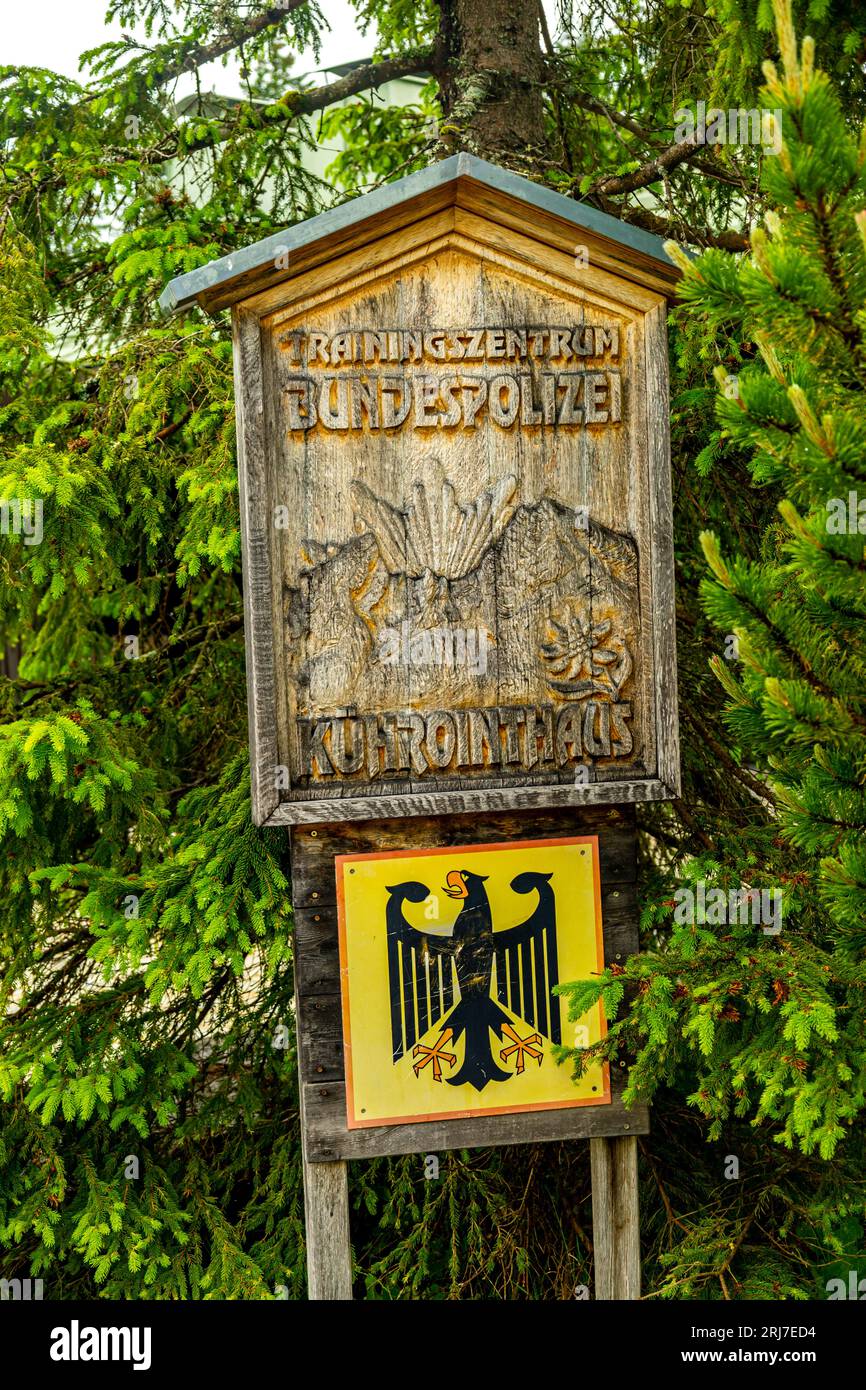 Hike through the beautiful Berchtesgaden Alps to the Watzmann ...