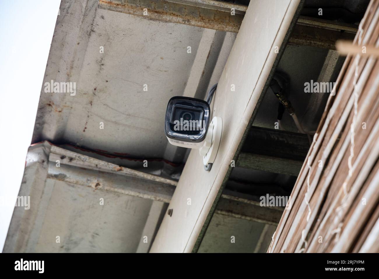 Houses with alarm systems hi-res stock photography and images - Alamy