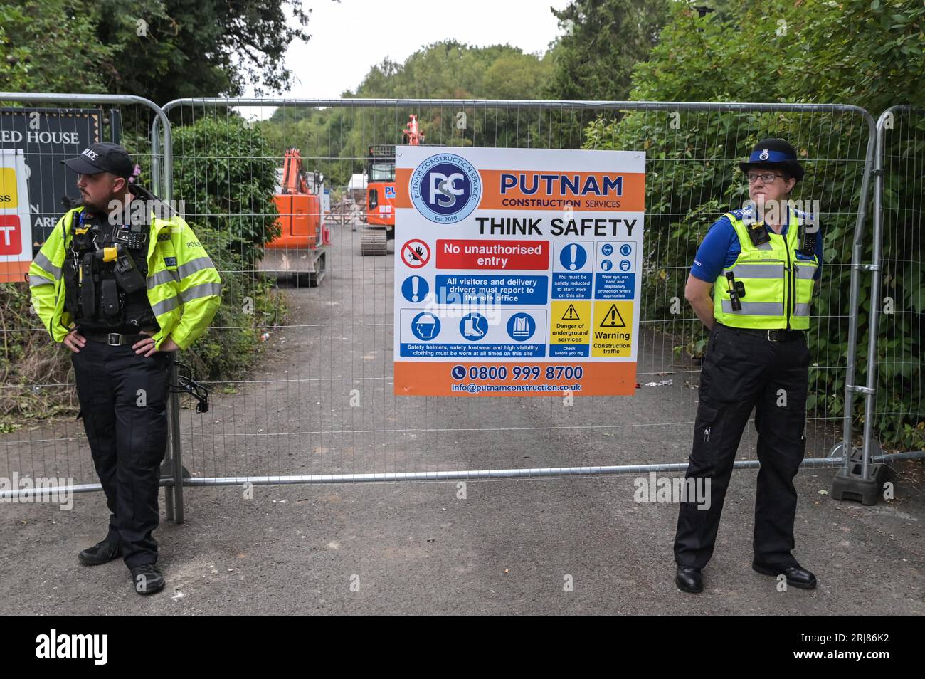 Himley Road Himley 21st August 2023 Angry Protesters Turned Up At The Site Of The Crooked 